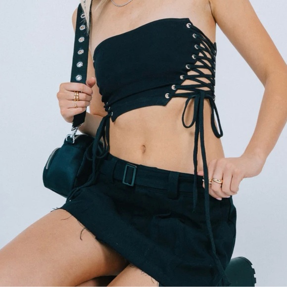 Princess Polly Tops - Princess Polly Black Lace Up Strapless Slim Fitting Tube Top Sz 6